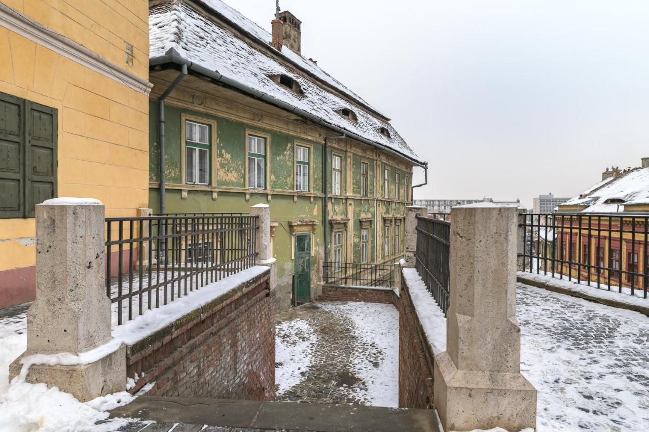 Apartment Bridge Queen Sibiu Esterno foto